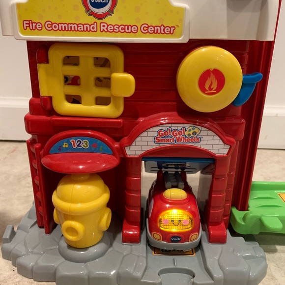 VTech Go! Go! Smart Wheels Fire Command Rescue - Picture 6 of 7